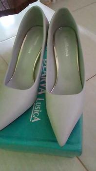 Product Review of Dearva Lusica 9 cm Dove Sepatu Wanita Heels 9 cm Bahan Dove Import Premium Quality Heels Shoes High from L** A**a 0