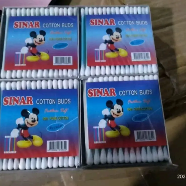 12 bungkus katen buds - 1pak isi 12 bungkus katen buds / korek kuping / cutten buds / pembersih kuping
