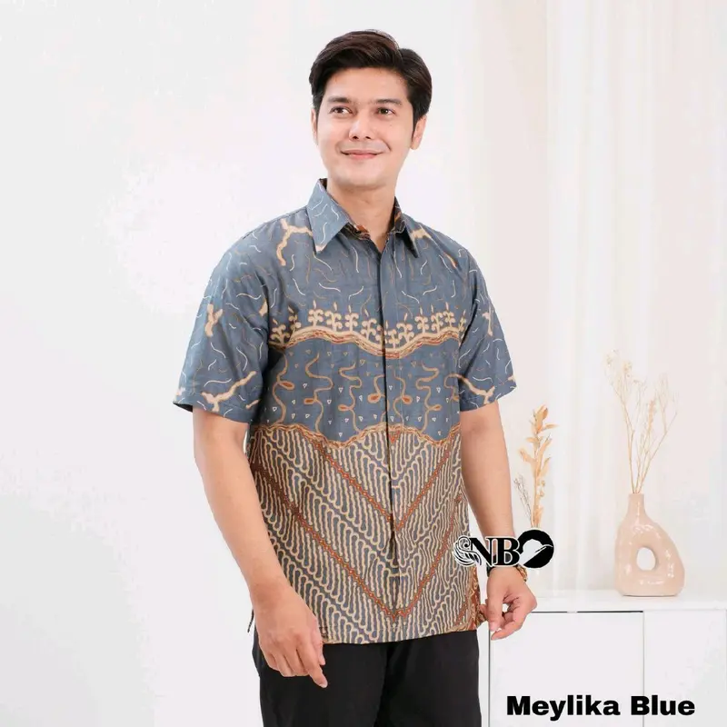 Kemeja Batik Pria Lengan Pendek Biru Katun Seragam Hem Atasan Motif Kancing Baju Navy - Size M L XL XXL - Panjang, Kerja 2