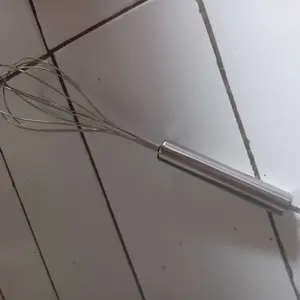 Whisk Manual Hand Mixer Kocokan Telur Adonan Cake Cream Saus Martabak Dapur Ukuran Small Medium Large Stainless Steel Mutifungsi