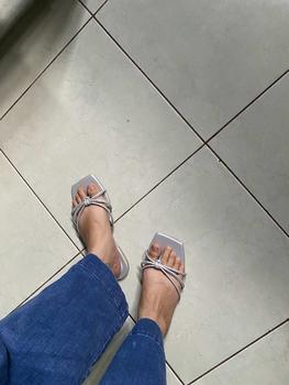 Product Review of Shoeponic ARA - Trend 2024 Sandal Wanita Comfort Alas Sol Premium Sandal Flat Hitam Dan Silver from M**a 0
