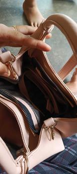 Product Review of SABRINA BAG BY WILDANSTORE TAS SELEMPANG SLINGBAG WANITA Kulit from e**) 3