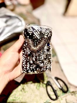 Product Review of Kalung Batik Anggur Rumbai Hadiah Wanita from g**y 0