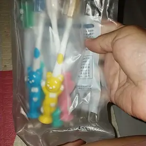 SIKAT GIGI BULU HALUS ANAK BALITA 1 SET 4PCS/ SIKAT GIGI KARAKTER BERDIRI ANAK 4IN1