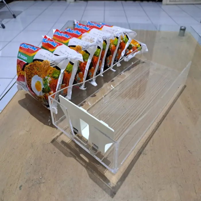 Rak Acrylic Pusher Display Mie Instan Supermarket Minimarket 1