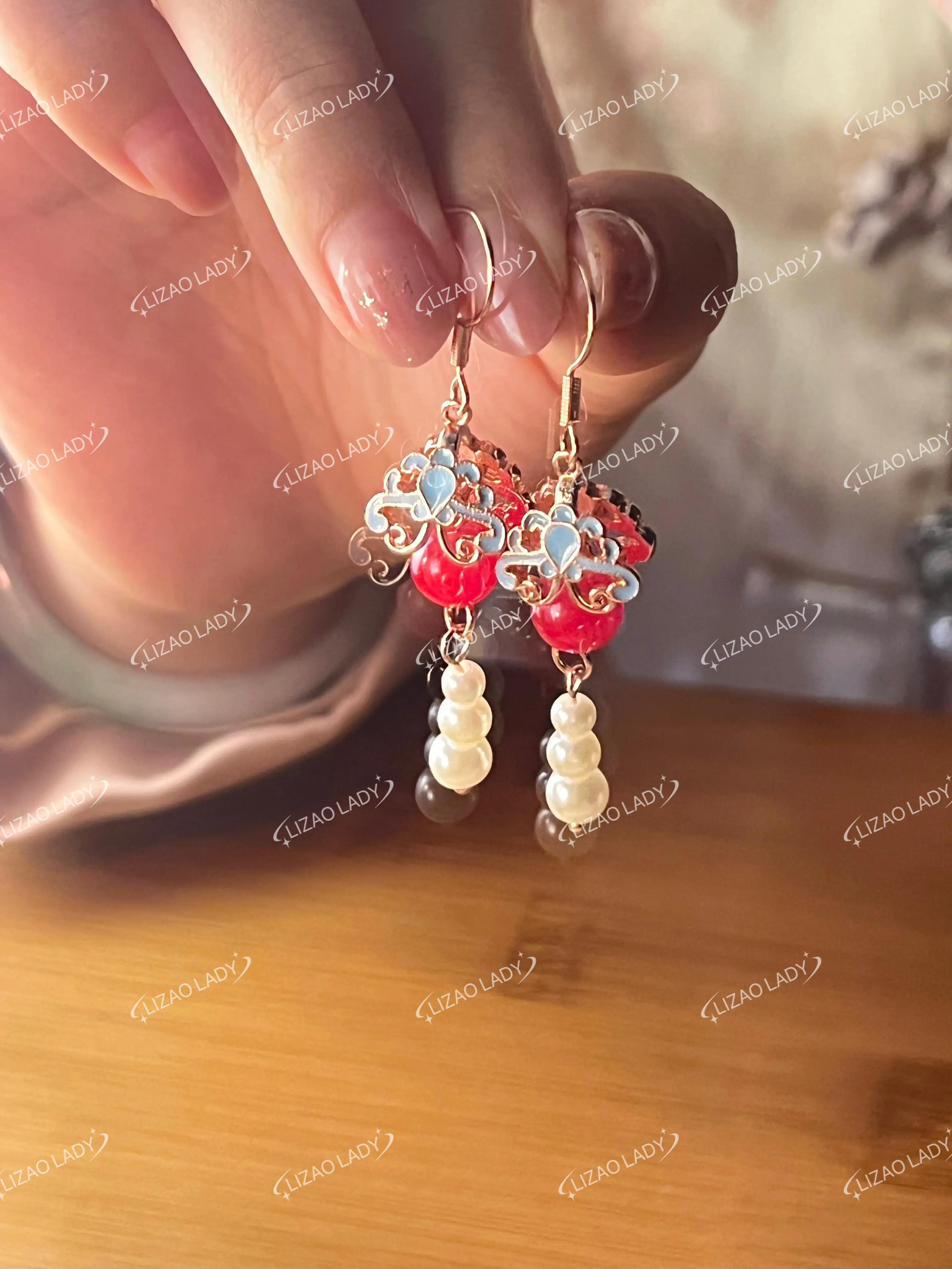 LIZAOLADY, Chinese aesthetics, Chinese traditional accessories，Pearl long cheongsam with earrings(mixed)