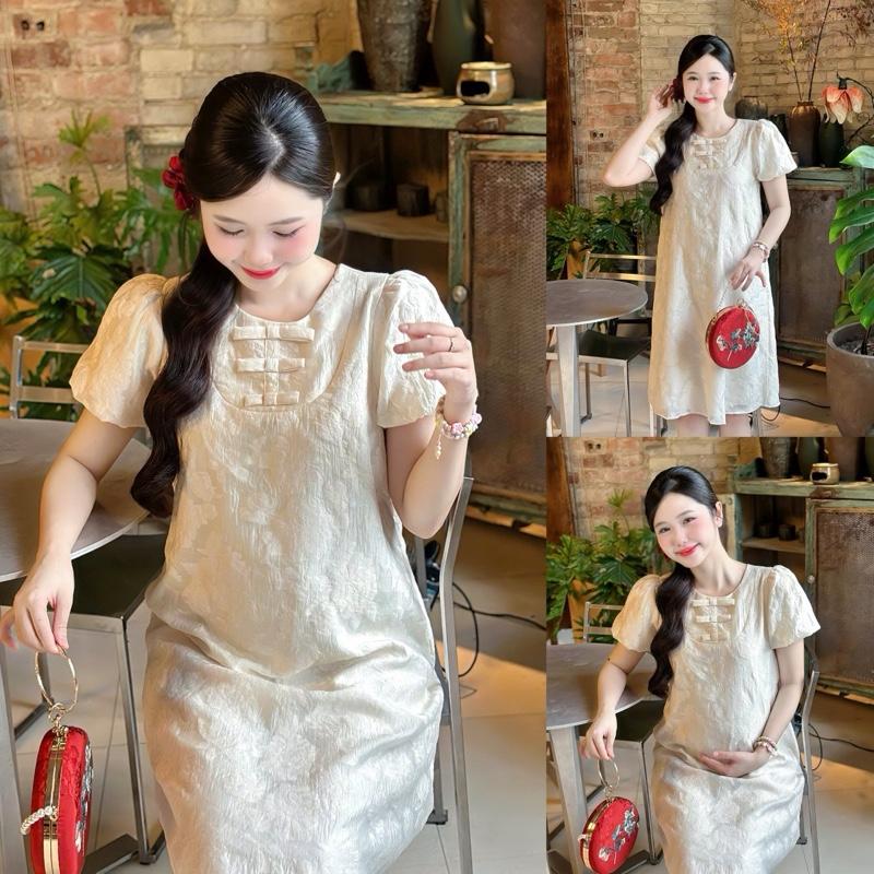  Đầm bầu Vivi voan hoa nổi đính nơ tay phồng trẻ trung cho mẹ mang đi làm dự tiệc mang Tết 