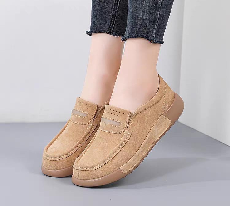 Shoecenter Sepatu Wedges Slip On wanita Tipe 1138 0