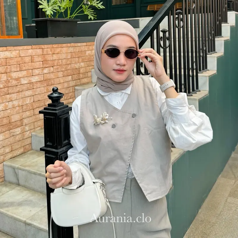 ￼NIRA VEST BY AURANIA.clo ROMPI ATASAN WANITA 1