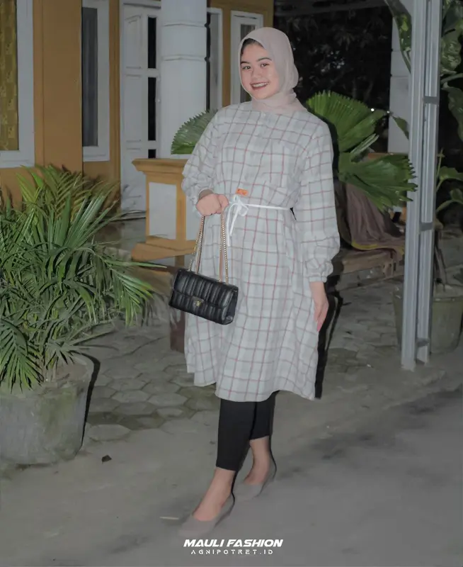 Tunik Triset Premium Tunik Modern Muslim Atasan Wanita model terbaru Lembut Panjang 1