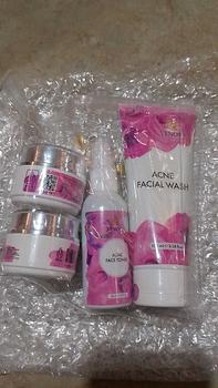 Product Review of PAKET SKINCARE SEMUA JENIS KULIT from P**@ 0