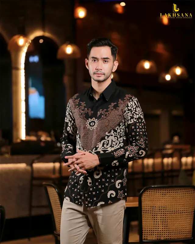 Baju Kemeja Batik Pria Lengan Panjang Santai Distro Halus Premium Jumbo Size M L XL XXL Dewasa Kerja Keren Motif Mewah Nyaman Cowok Casual Katun 5