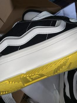 Product Review of Corvalue - Sepatu Sneakers Unisex Pria Wanita Otaru Black White Shoes Casual Sneakers Hitam from z**🎱 1