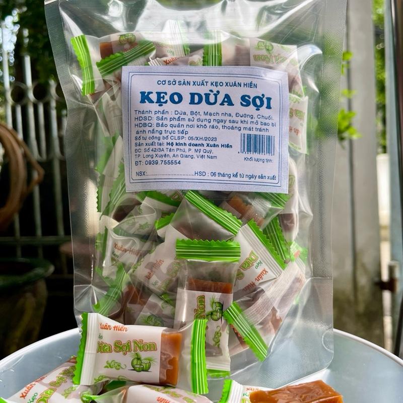 Kẹo dừa mềm hiệu XUÂN HIỀN nhân sợi dừa non 1kg