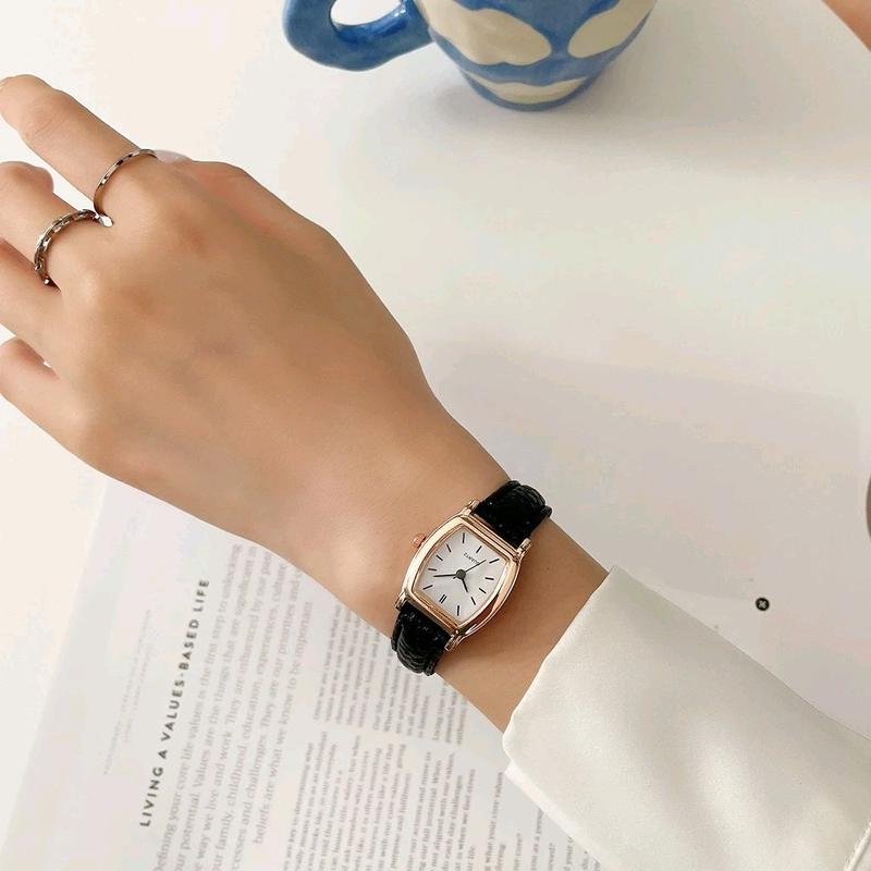 100Rb dapat 7 PCS JAM TANGAN WANITA LOYAL WATCH ANALOG MURAH KADO UNTUK CEWEK CASUAL TERBARU BUNDLING JAM TANGAN PROMO TERMURAH COD GRATIS ONGKIR 2