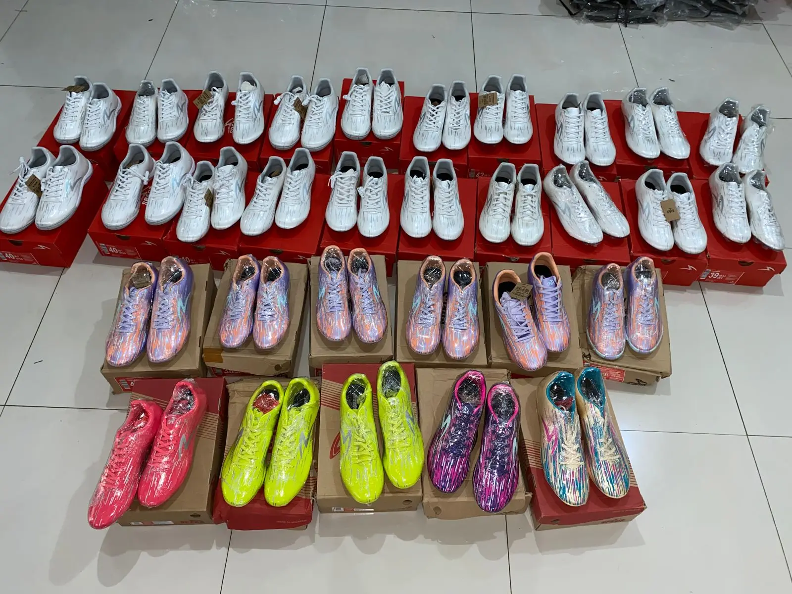 Sepatu  bola futsal Specs Reborn FG IN illuminate valhalla ivory divapink zeist green