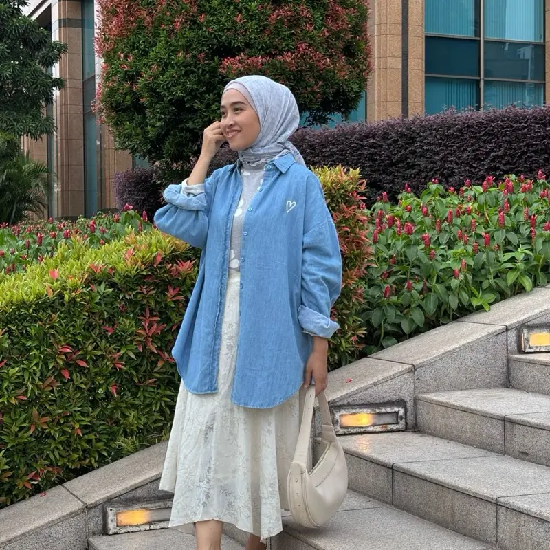 Anyostore AT77 Atasan Kemeja Jeans Oversize Wanita Jumbo Bahan Denim 6