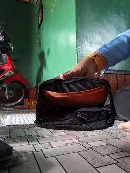 Product Review of Pouch Wallet - Tas Dompet - Clutch Bag - Hand Bag - Sling Bag - Tas HP - Real Pict Pria Cowok from R**y J**n 1
