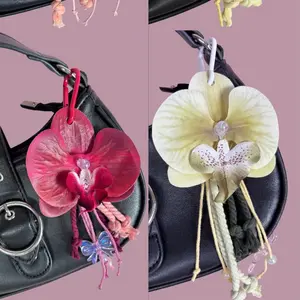 Orchid Bagcharm Manik Pita - Gantungan Tas Lucu Aesthetic dengan Desain Bunga Orchid Keychain Akrilik