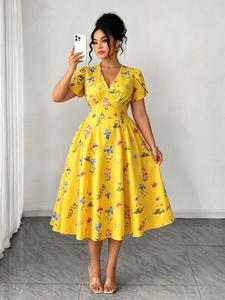 Vestido floral vintage francés de talla grande, escote en V, cintura entallada y mangas abullonadas, vestido midi elegante de línea A, atuendo casual a la moda