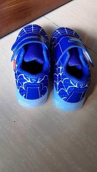 Product Review of Sepatu Sneakers Anak Laki-laki Gambar Super Hero Spiderman Dengan Lampu LED Menyala Untuk Usia 1-5 Tahun from R**i A**9 0