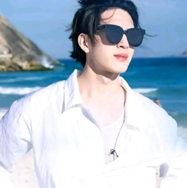 Kacamata hitam sunglasses korean style fashion dewasa pria dan wanita unisex model terbaru warna hitam aksesoris 2