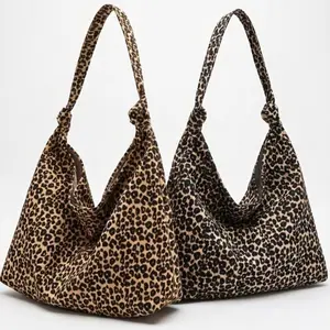 [READY] Tote Bag Macan Tutul Leopard Print Wanita Aesthetic Besar Muat Laptop Tas Kuliah Sekolah Kerja Gaya Korea Vintage Bahan Lembut Gesper Magnet
