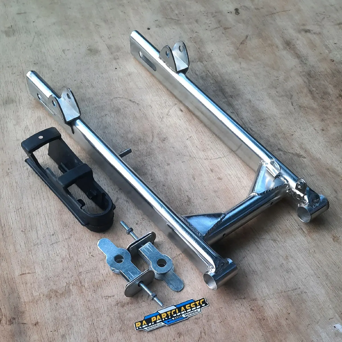 Swing Arm W175 Set Pnp Fiz R Jupiter Z Crypton Vega R Alfa Sigma Arm Oval Crome Bahan Tebal Presisi