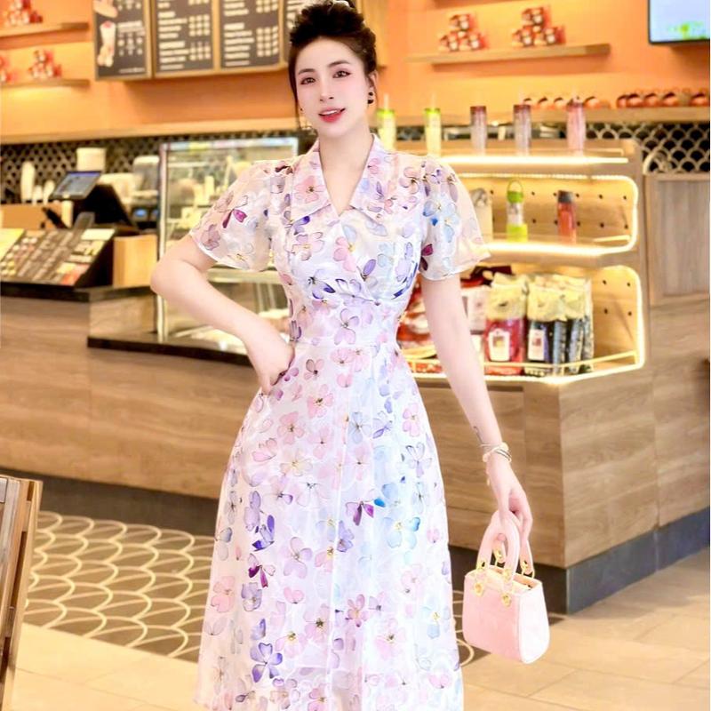 Đầm hoa tím cổ v đẹp thiết kế công sở chữ a tay ngắn thanh lịch cao cấp đi làm đi chơi eo tôn dáng Lux W Fashion