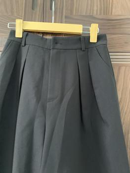 Product Review of LA EM | Quân Tana - quân suông nữ chất liệu cao cấp vải không nhăn, mềm mịn dứng dáng, phối ren. from T**ữ 2