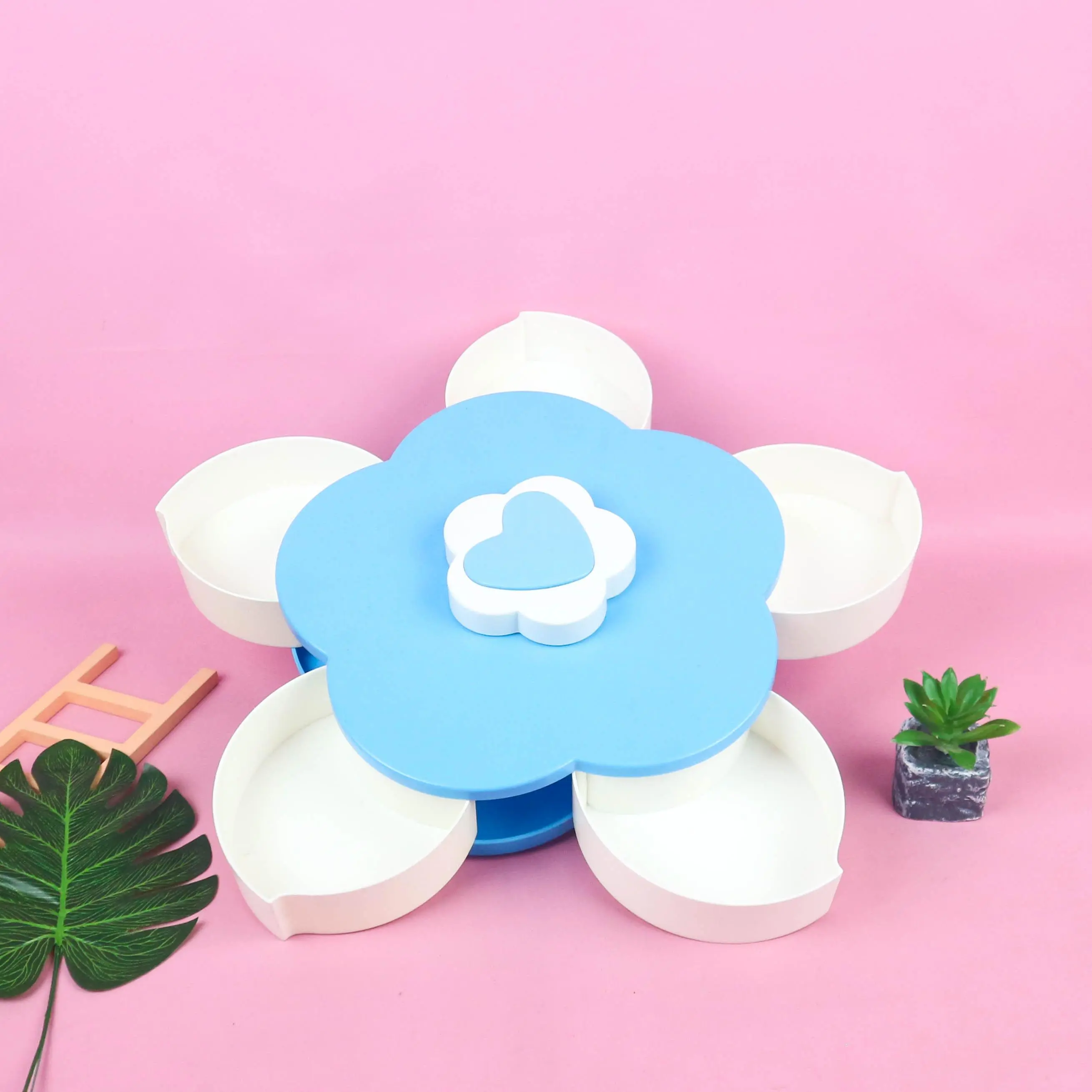 Toples Kue Motif Bunga Putar