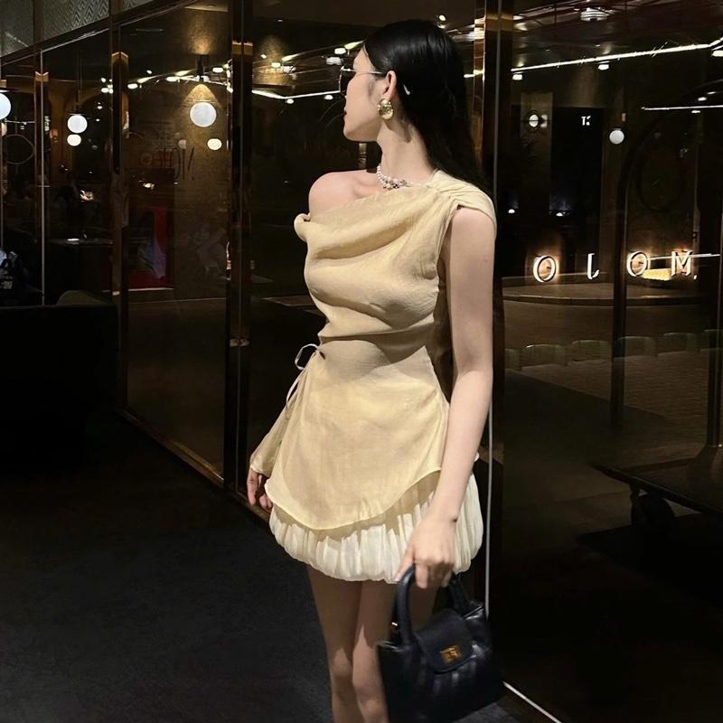 Set( Áo + Chân Váy) Áo Lệch Vai Xoắn Eo Phối Chân Váy Dành Cho Nữ By Trang Mun Q58