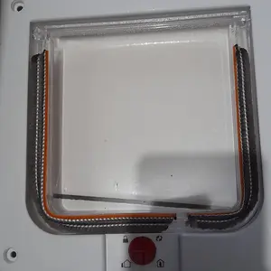Pintu masuk kucing magnetic flap door 4 way ukuran 22 x 5 x 24 cm