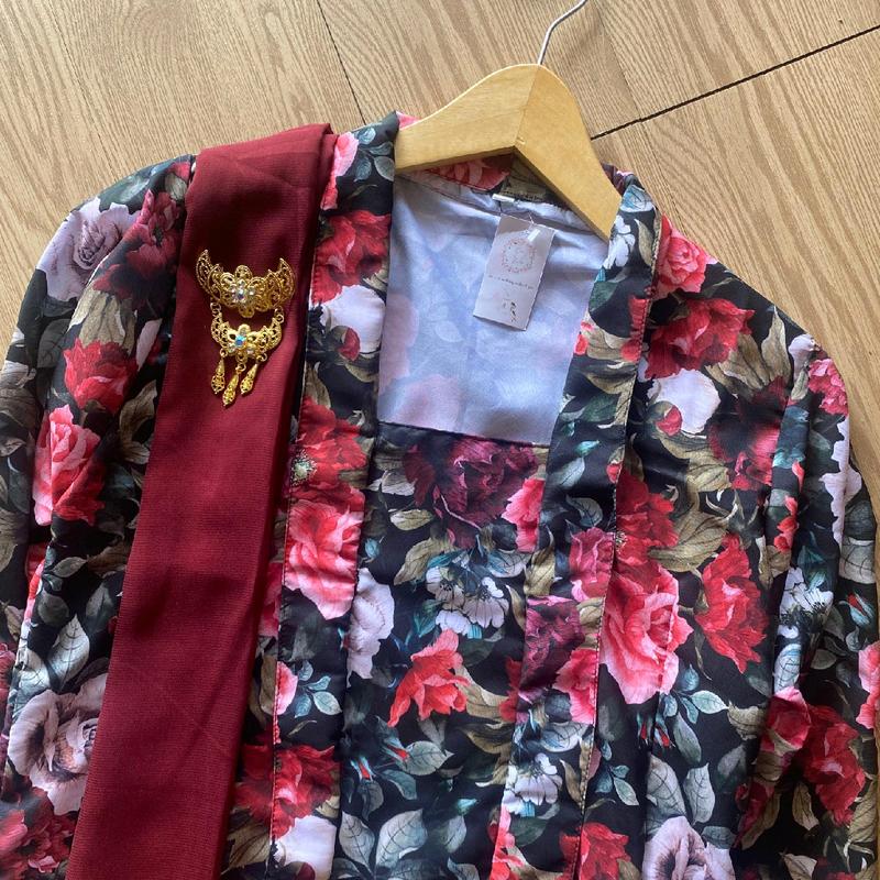 KEBAYA KUTUBARU FLORAL JADUL RAISA  Motif  Bunga Katun 3