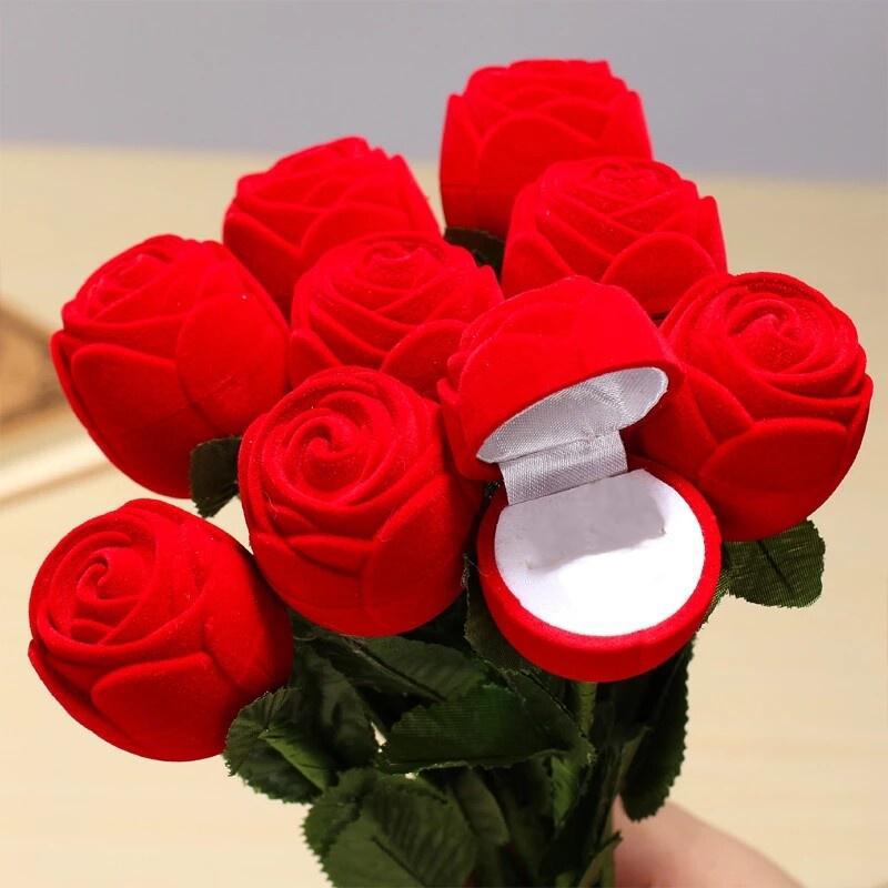 Product Introduction of กล่องแหวช่อกุหลาบโรแมนติก, กล่องแสดงบรรจุภัณฑ์ดอกกุหลาบสีแดง, กล่องของขวัญวันวาเลนไทน์หมั้นงานแต่งงาน, กล่องเปล่า, 1 ชิ้น, ของขวัญวันวาเลนไทน์ 12