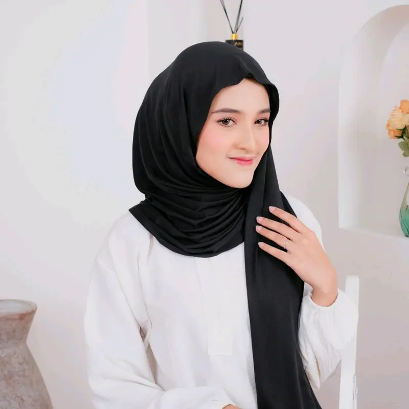 Pashmina Jersey Meleyot Aisyah Fashion Premium Kerudung Instan Muslim Wanita - Jilbab pashmina  kaos rayon Panjang Hitam pashmina  kaos  rayon  premium 1