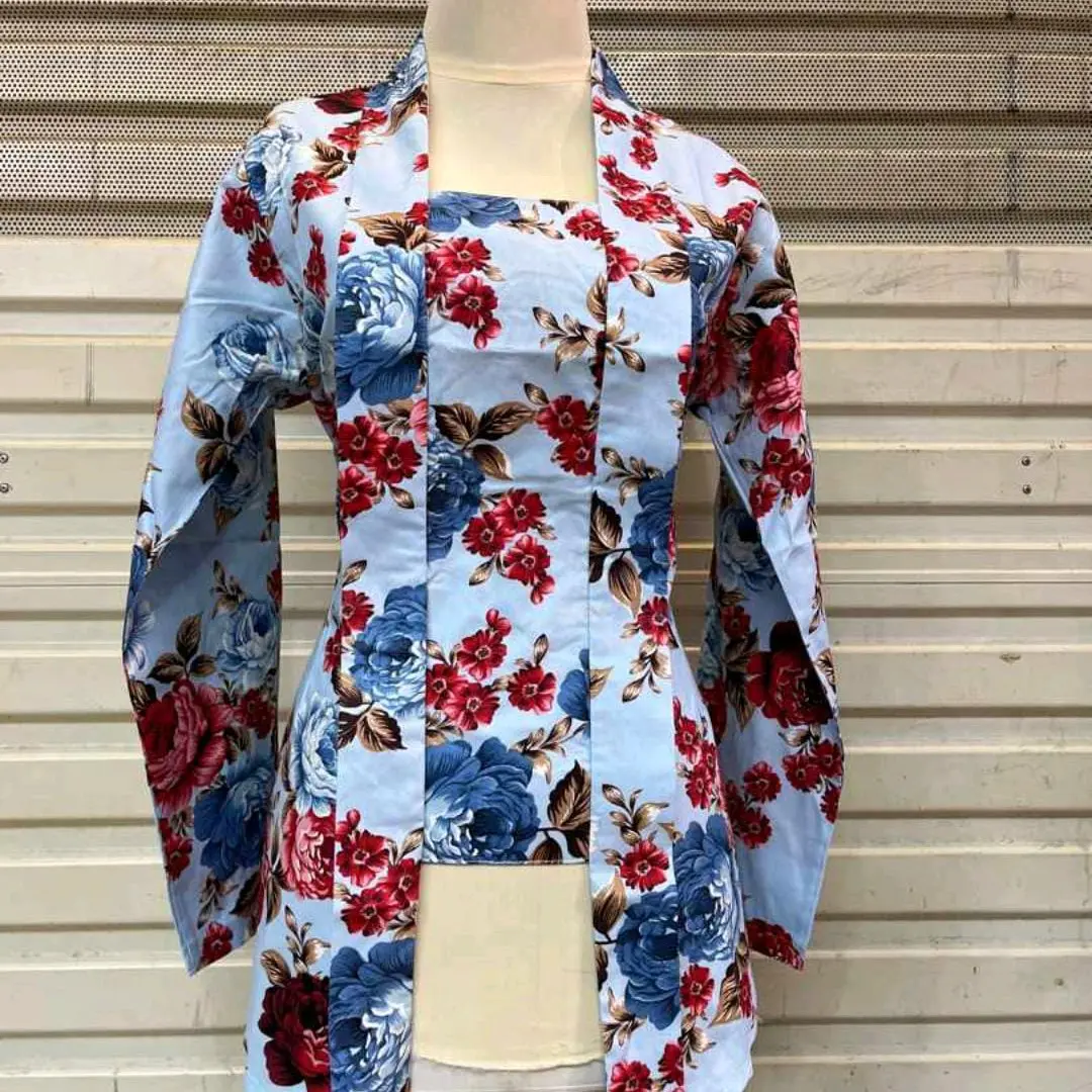 kebaya kutu baru motif bunga//kebaya kutu baru