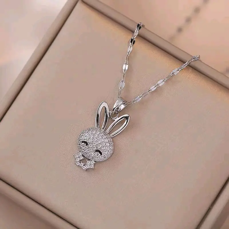 Kalung Titanium Anak-anak dan Dewasa Liontin Boneka Hello Kitty Anti Karat Tidak Luntur Aksesories Jewelry 2