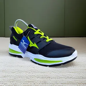SEPATU mizuno SEPATU OLAHARAGA PRIA DAN WANITA DENGAN DESAIN SPORTY
