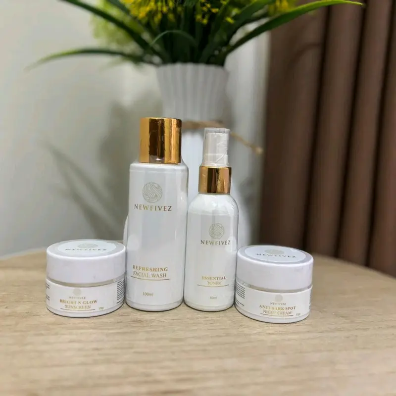 Newfivez Lightening Series Paket Flek Hitam Dan Anti Aging skincare mencerahkan Perawatan Wajah Kusam Kerutan Memudarkan 7