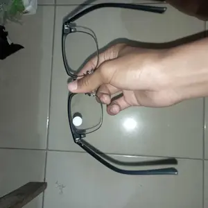 Kacamata Anti Radiasi Photocromic Pria Wanita Bisnis Bingkai Persegi