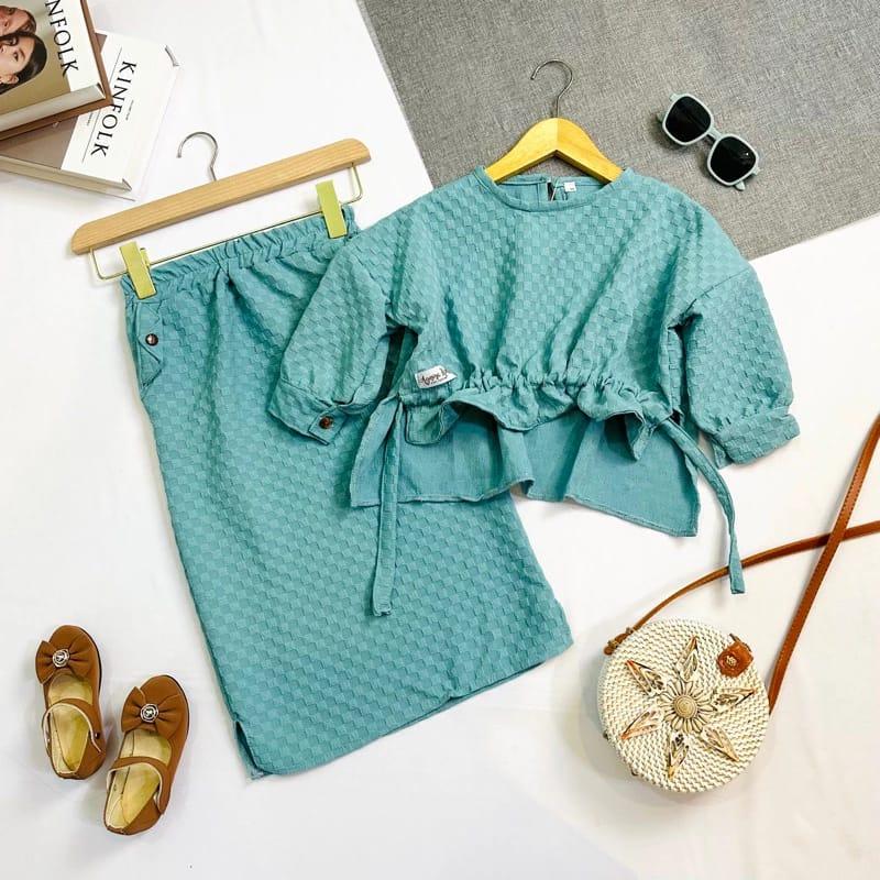 SETELAN ONE SET BAJU DAN ROK ANAK PEREMPUAN 3-5 TAHUN 3