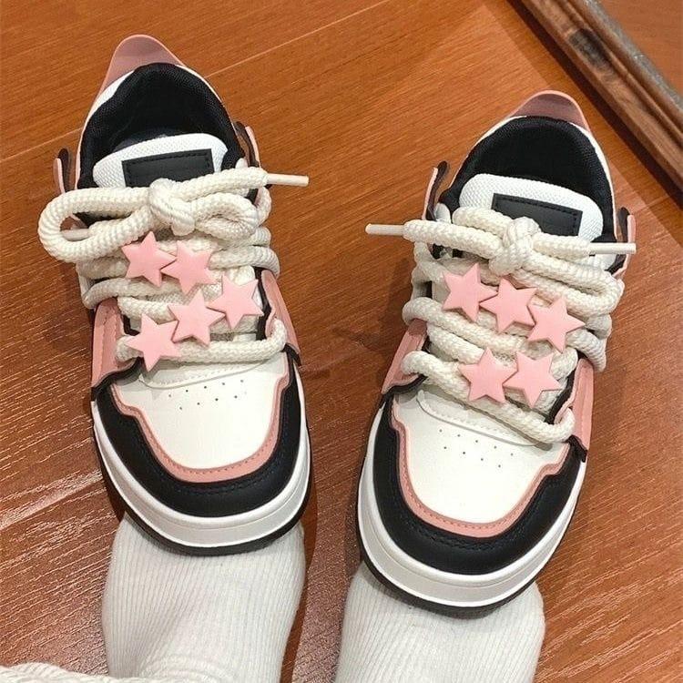 Sepatu sneakers wanita fashion kasual bahan sintetis/sepatu model korea sneaker 1