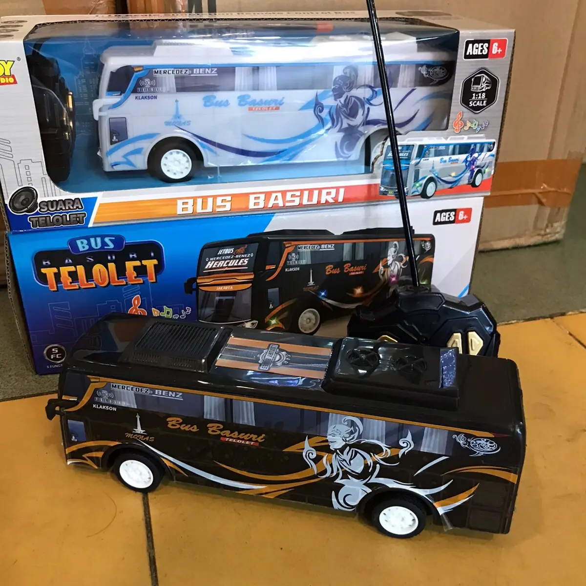 ￼Mainan Mobil Remote Control RC Bus Telolet Basuri Fungsi Lampu dan Suara