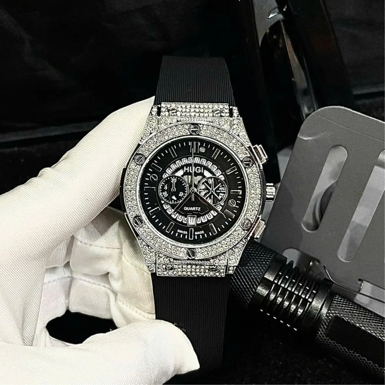 hugi Đồng hồ Nam nữ Hugi 602 dây silicon, khóa thông minh. Đeo Tay thời trang Đồng hồ đẹp Watch