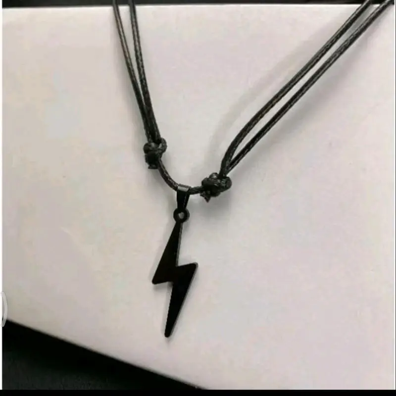 Kalung Tali Liontin Titanium Model Petir Terbaru Pria & Wanita Anti Karat Anti Luntur Hitam Silver 3