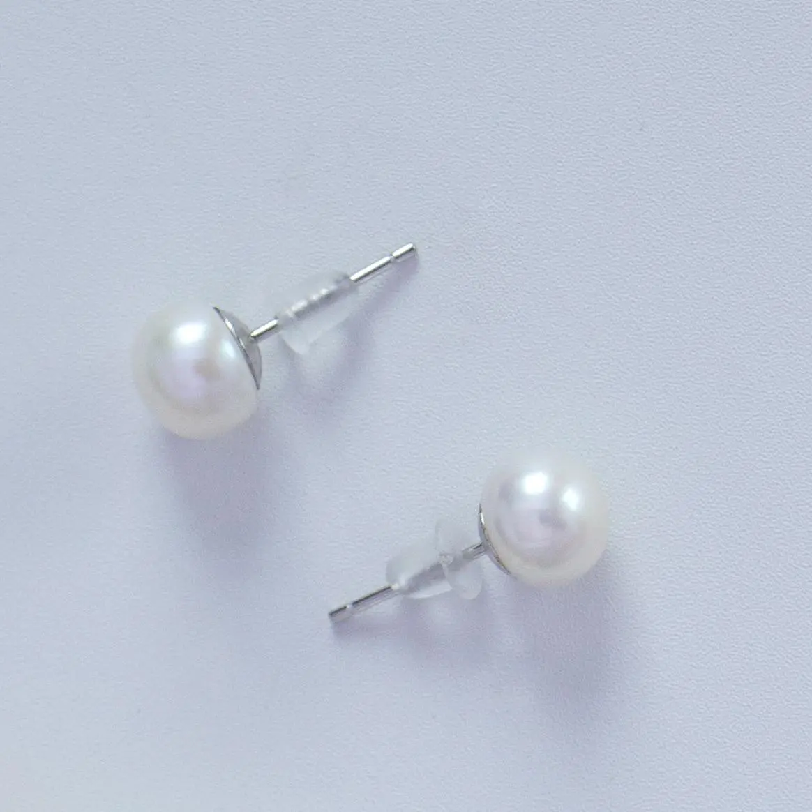 S925 Silver Freshwater core-free White High version Pearl Stud earrings 7-8mm oblate flawless 5mm thick silver holder ZH13286