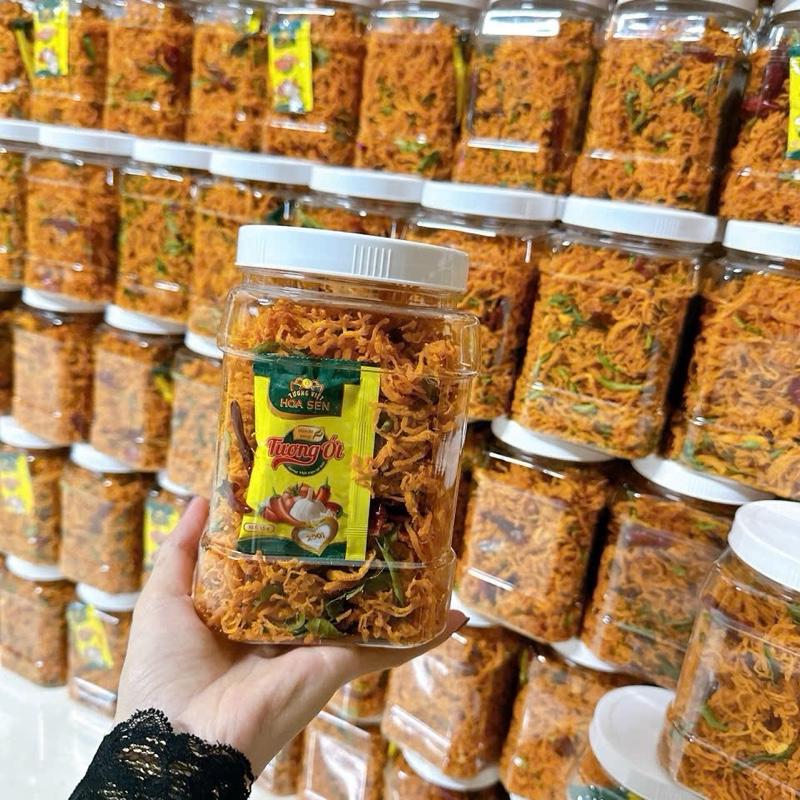 Khô gà lá chanh 500gram thơm ngon , đậm đà hương vị