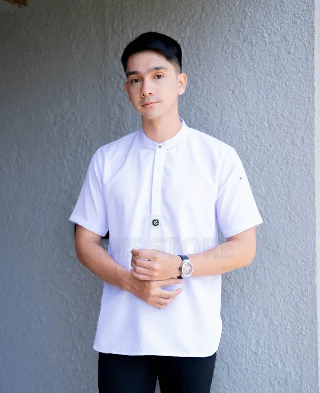 Baju Koko Pria Dewasa Kerah Shanghai Pria Premium Motif Embos Model Kancing Koko Kurta Pria Muslim NAUFAL Hitam Lengan Pendek Jahitan Rapi Kemko Atasan Spesial Lebaran 2