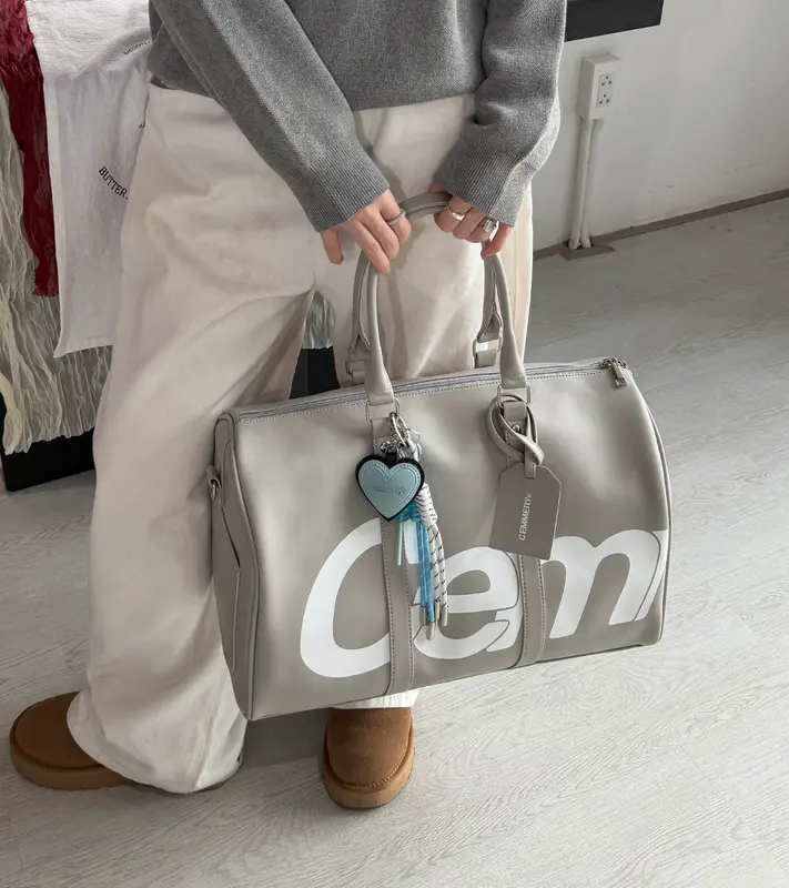Túi Trống Du Lịch CEMMERY Local Brand Chính Hãng Drum Bag Da PVC Có Dây Đeo 3 Màu | BigBuy360 - bigbuy360.vn Túi Trống Du Lịch CEMMERY Local Brand Chính Hãng Drum Bag Da PVC Có Dây Đeo 3 Màu | BigBuy360 - bigbuy360.vn